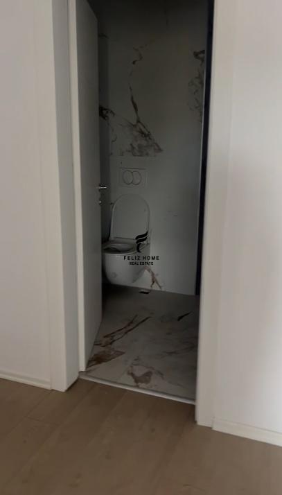 Appartamento con 2 camere di 120 m² nel Comune di Parisit - 120.000 LEKE