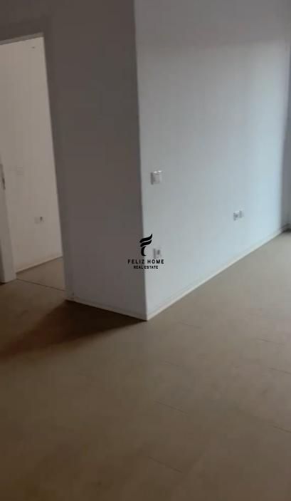 Appartamento con 2 camere di 120 m² nel Comune di Parisit - 120.000 LEKE