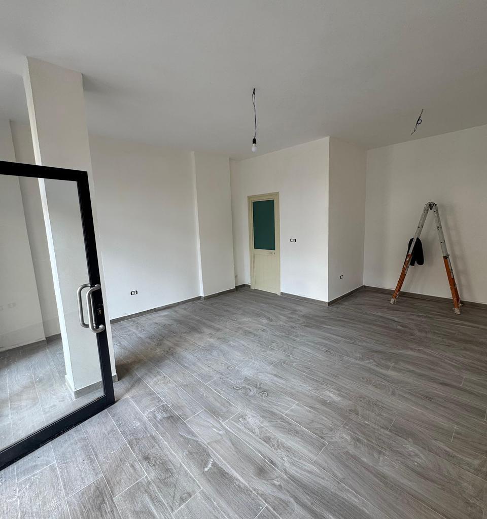Commercial Space with 32 m² at Stadium Dinamo, 50,000 LEK