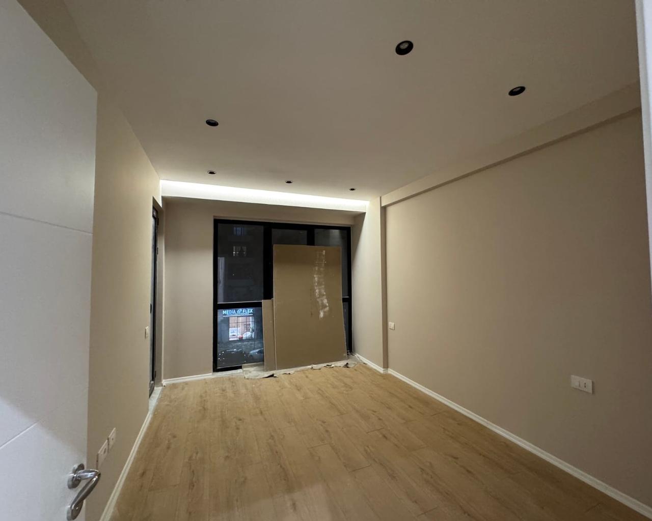 Store with 64 m2 in Astir for 45,000 LEK