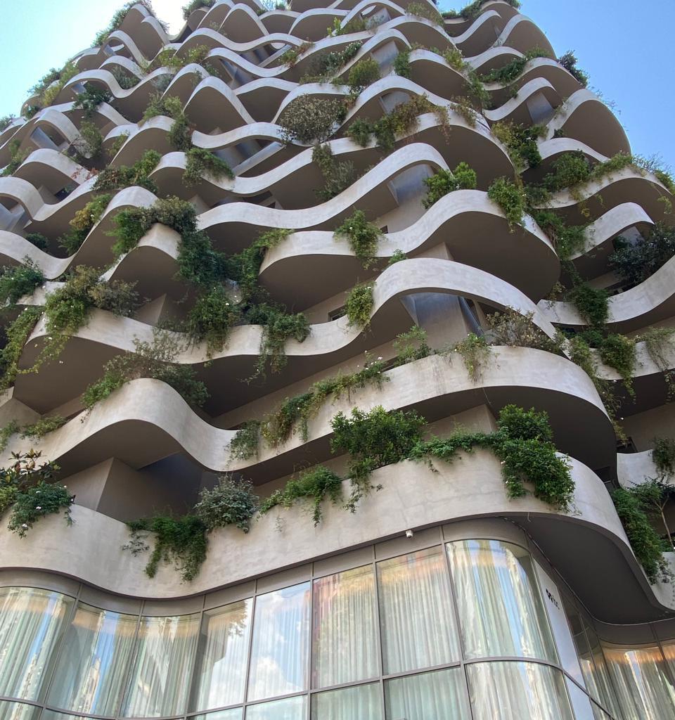 Appartamento con cortile, pavimento in laminato artificiale