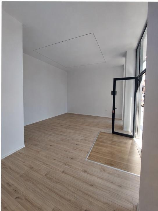 Locale commerciale con superficie di 55m2 in zona centrale