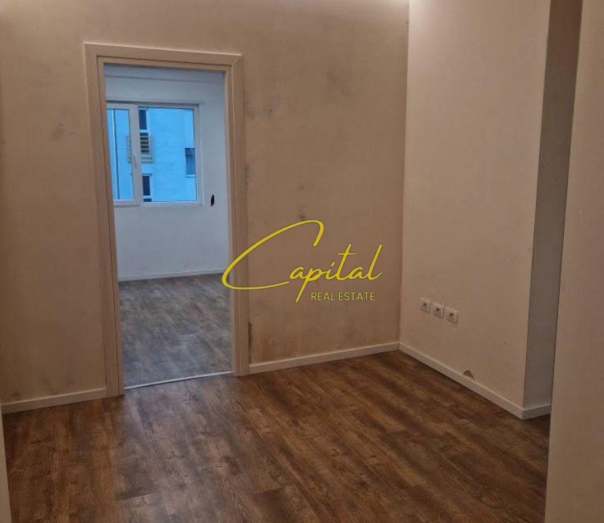 AMBIENT BIZNESI IN AFFITTO 75 M2 ZOGU I ZI 65.000 LEKE