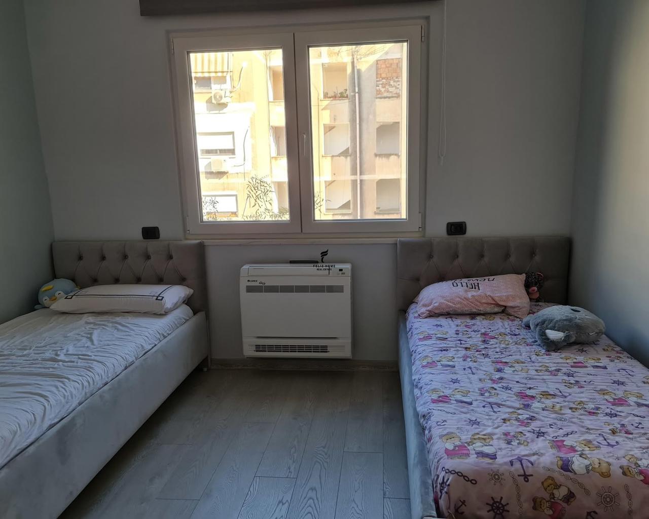 Appartamento con 3+1 camere, acqua artificiale 75.000 lekë FH-84513