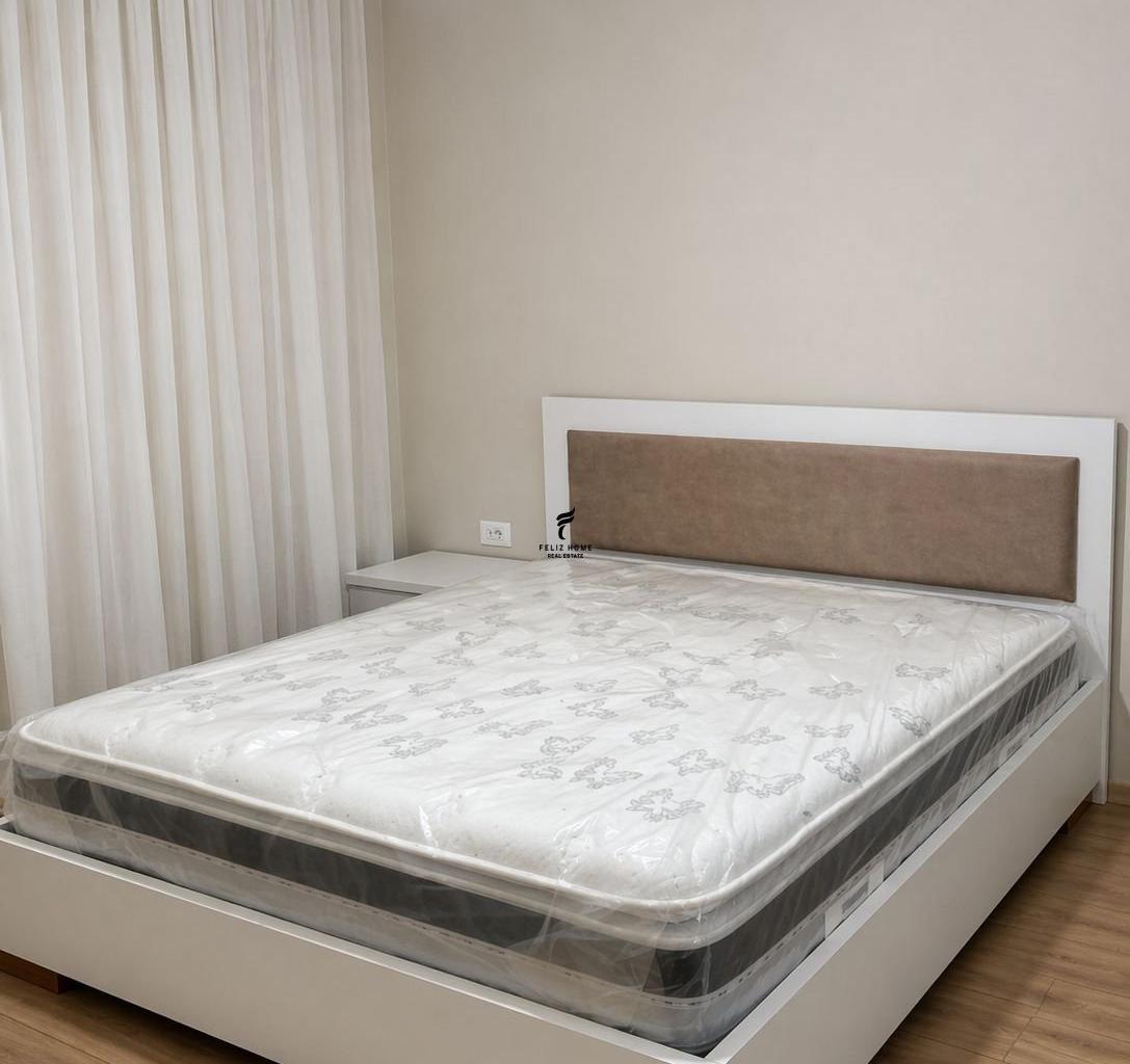 Appartamento con cortile 1+1 vicino al lago, 50.000 LEKE
