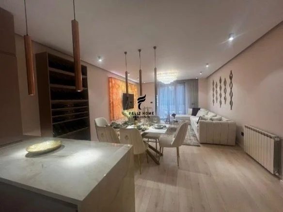 Tirane, apartment for sale 2+1, 9th Floor, 120 m², €450,000 (Artificial Lake)