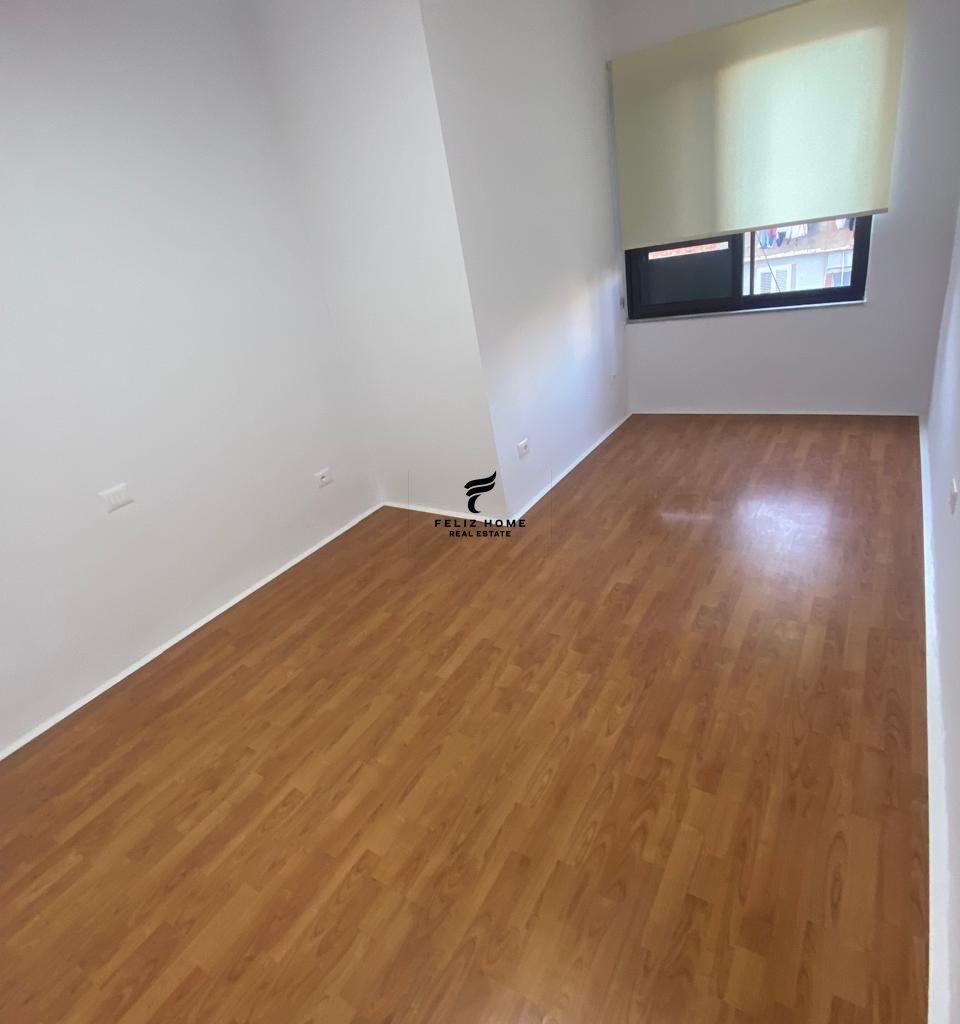 Apartment for Rent 120 m2 in Building 1400 Euro