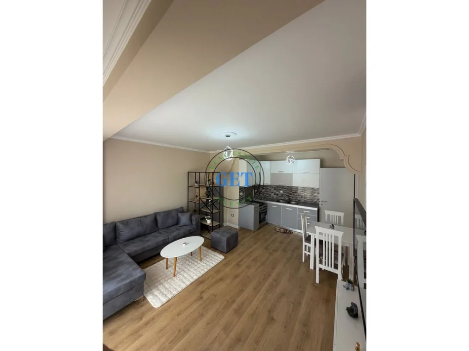Durres, vendesi appartamento 1+1 Piano 8, 68 m² 98.000 € (Ish-Rajoni i Policisë)