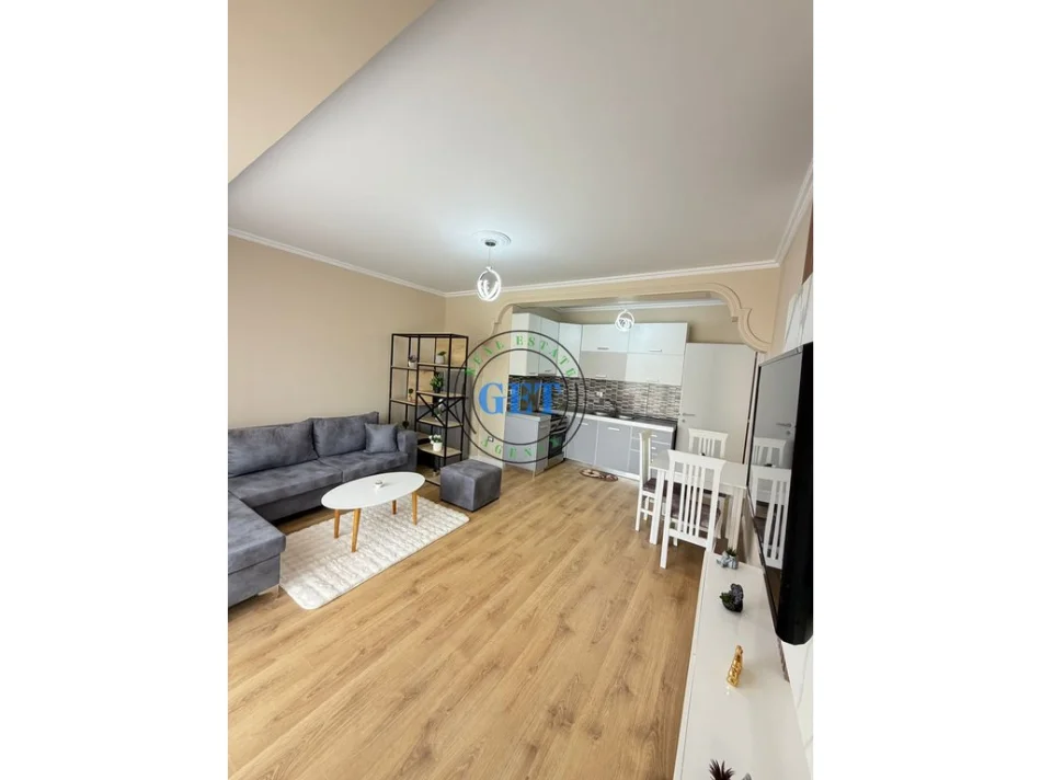 Durres, vendesi appartamento 1+1 Piano 8, 68 m² 98.000 € (Ish-Rajoni i Policisë)