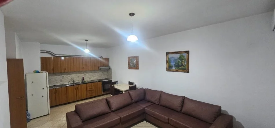 Tirane, vendesi appartamento 1+1+Balcone Piano 3, 72 m² 110.000 € (YBERESTO)
