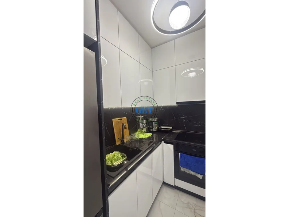 Albania, for Sale 1+1 Apartment, 5th Floor, 62 m², €95,000 (Golem)
