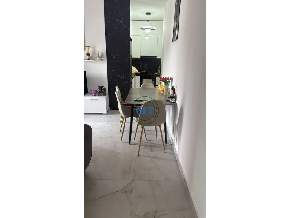 Albania, for Sale 1+1 Apartment, 5th Floor, 62 m², €95,000 (Golem)