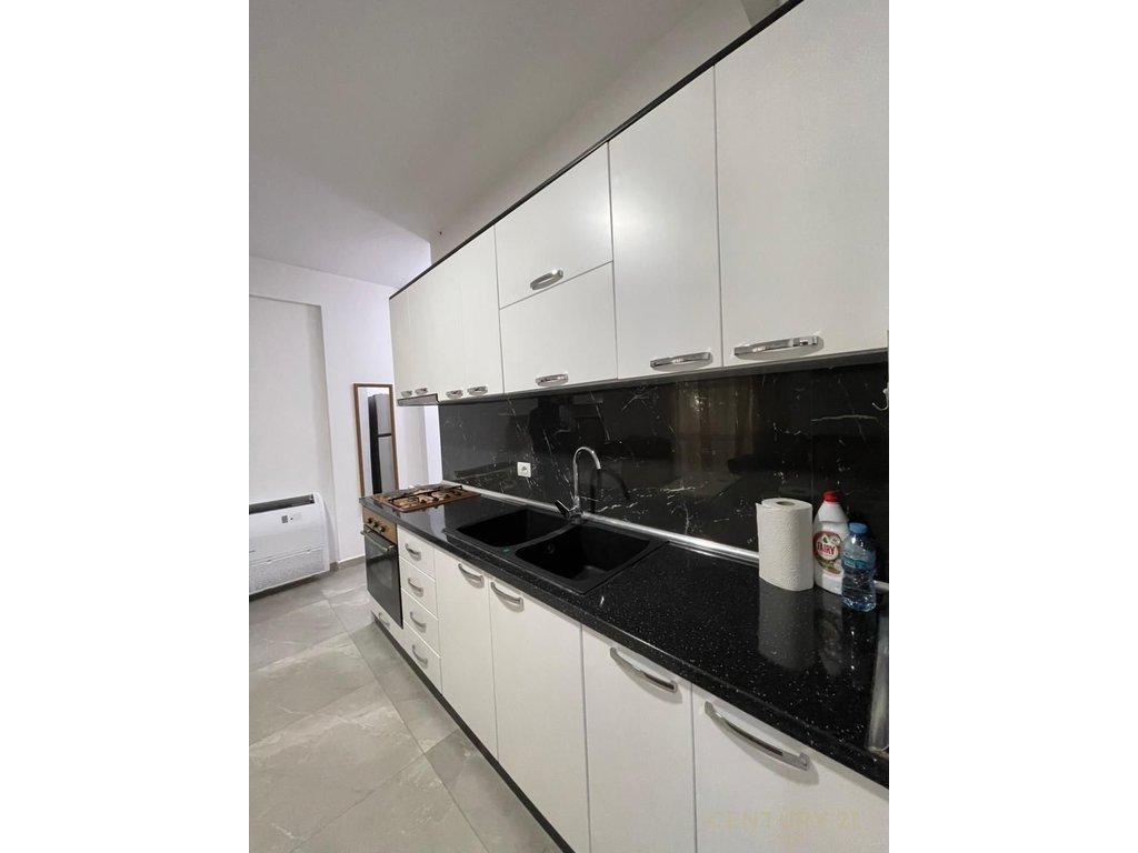SHESIM APPARTAMENTO 1+1 VICINO AL LAGO SECCO