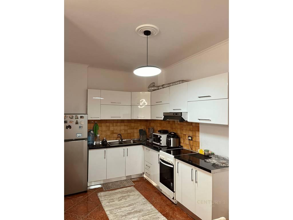 APARTAMENT 2+1 PER QIRA XHAMLLIKU!