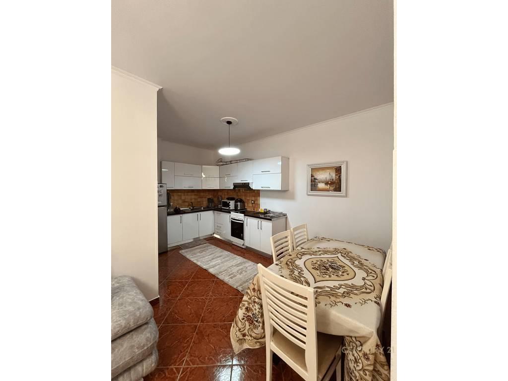 APARTAMENT 2+1 PER QIRA XHAMLLIKU!