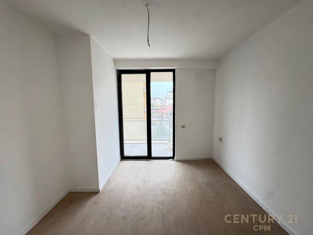 VENDESIM APPARTAMENTO 1+1 NEL RESIDENCE GOLDEN TOWER, VIA MINE PEZA!