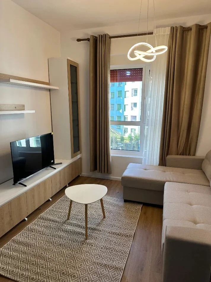 Tirano, affitto mensile appartamento 1+1 Piano 3, 50 m² 420 € (COMPLESSO KADIU)