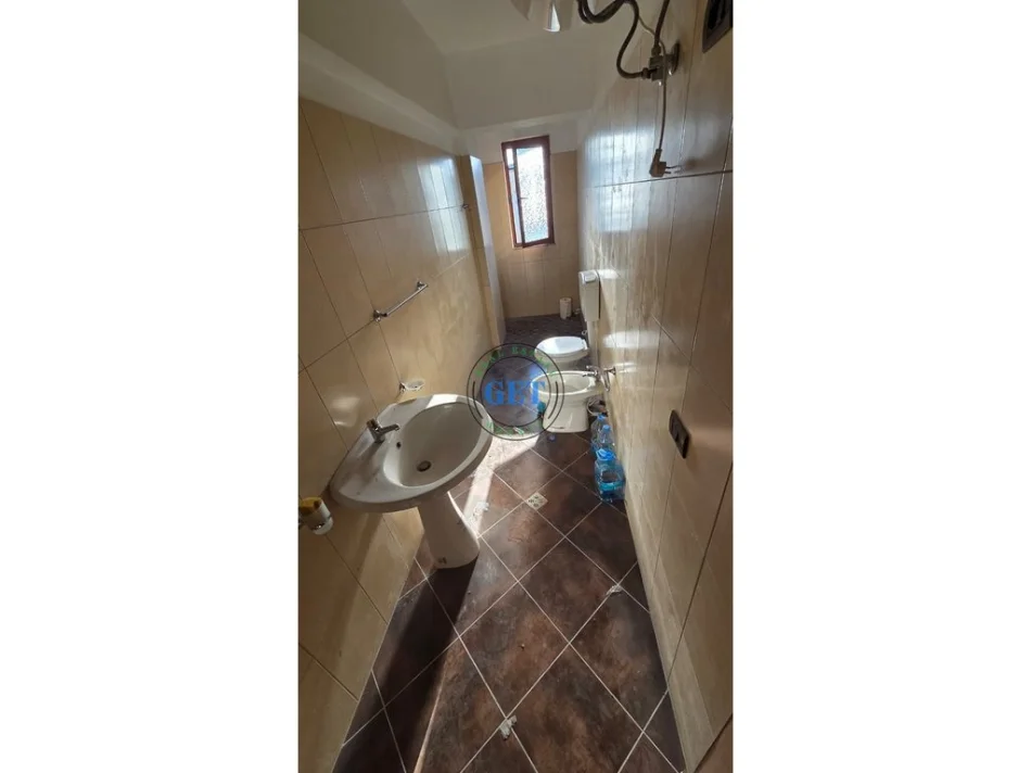 Durres, Apartment for Rent 1+1, 5th Floor, 65 m², €250 (Hospital)