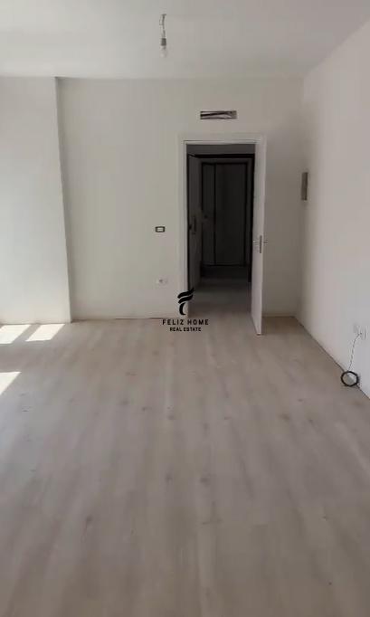 Zyra con Quota di 117 m2 in Complesso Aura, Prezzo 60.000 LEKE