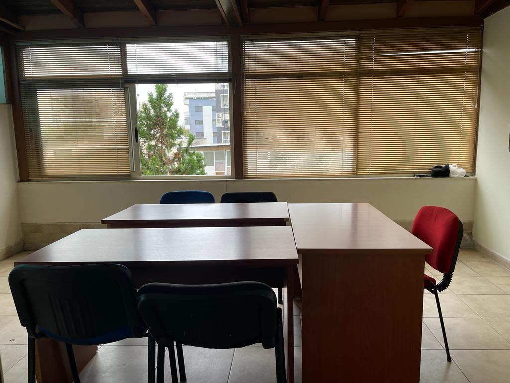 Ambiente ufficio con terrazza, Don Bosko