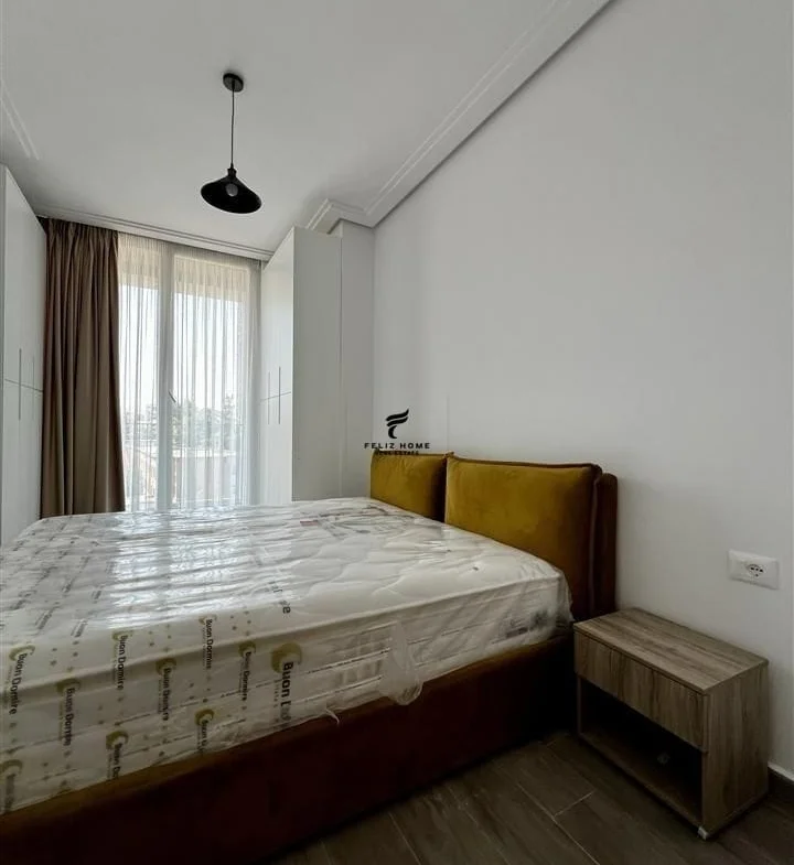 Tirana, For Rent 2+1 Apartment with Balcony, 3rd Floor, 100 m², €900 (CENTER)