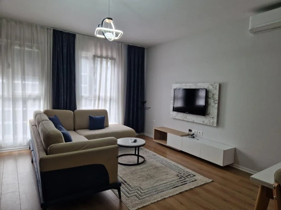 Tirane, affitto mensile appartamento 1+1 Piano 6, 70 m² 600 € (DON BOSKO)