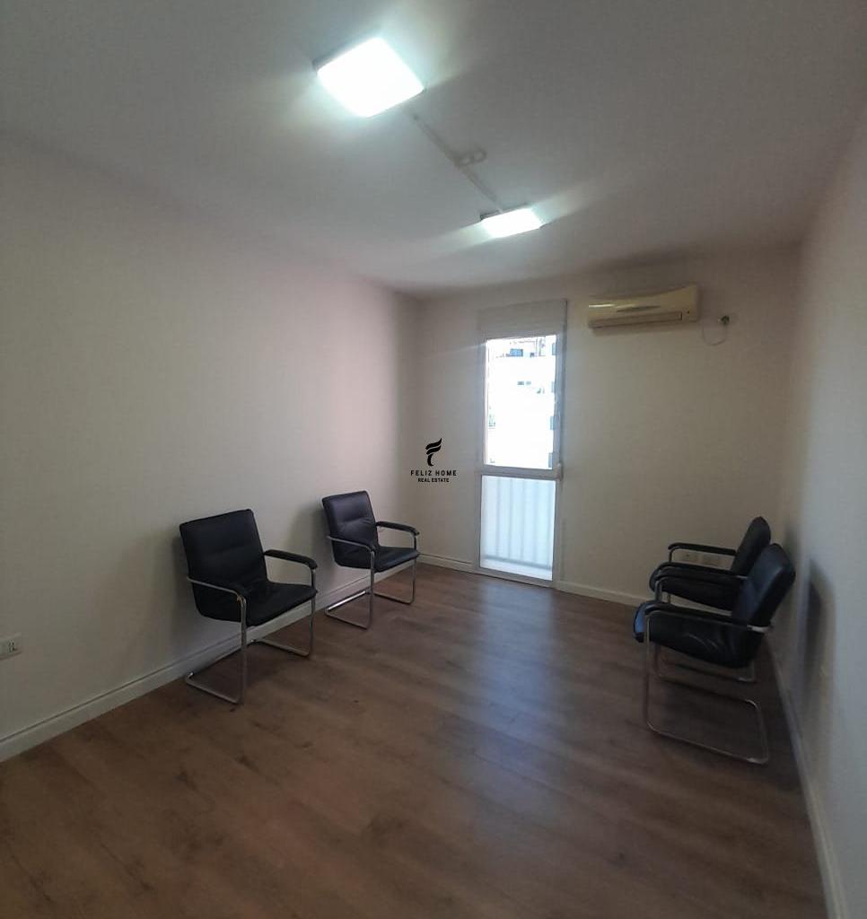 Commercial Space for Rent 80 m2, Kavajes Street, 70,000 LEK