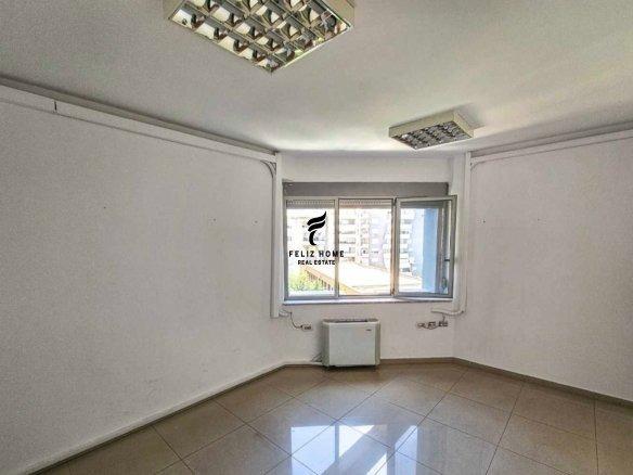 Warehouse for Rent 300 m2 Dibrës Street 260,000 LEK FH-69505