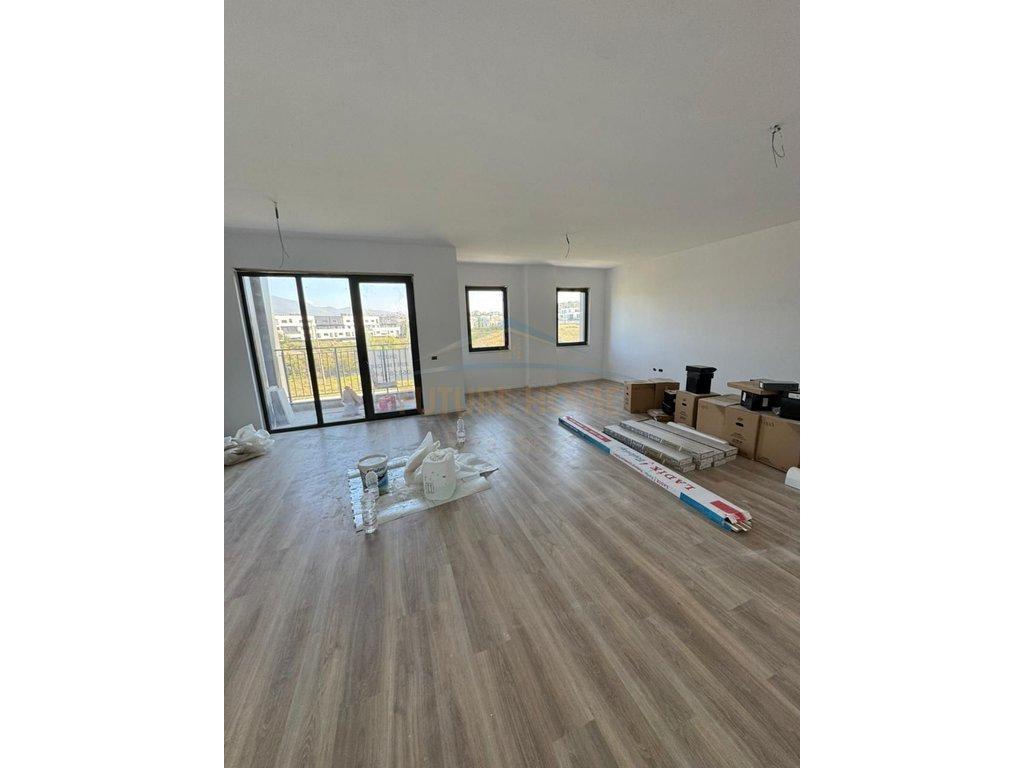 0692268458 Shitet, Apartament 2+1+2, Liqeni i Thatë