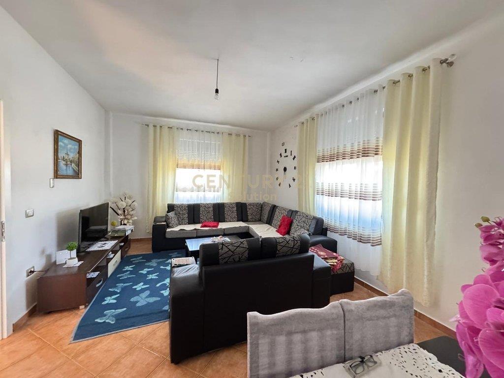 DISPONOJME PER SHITJE NDERTESE + TRUALL NE YRSHEK