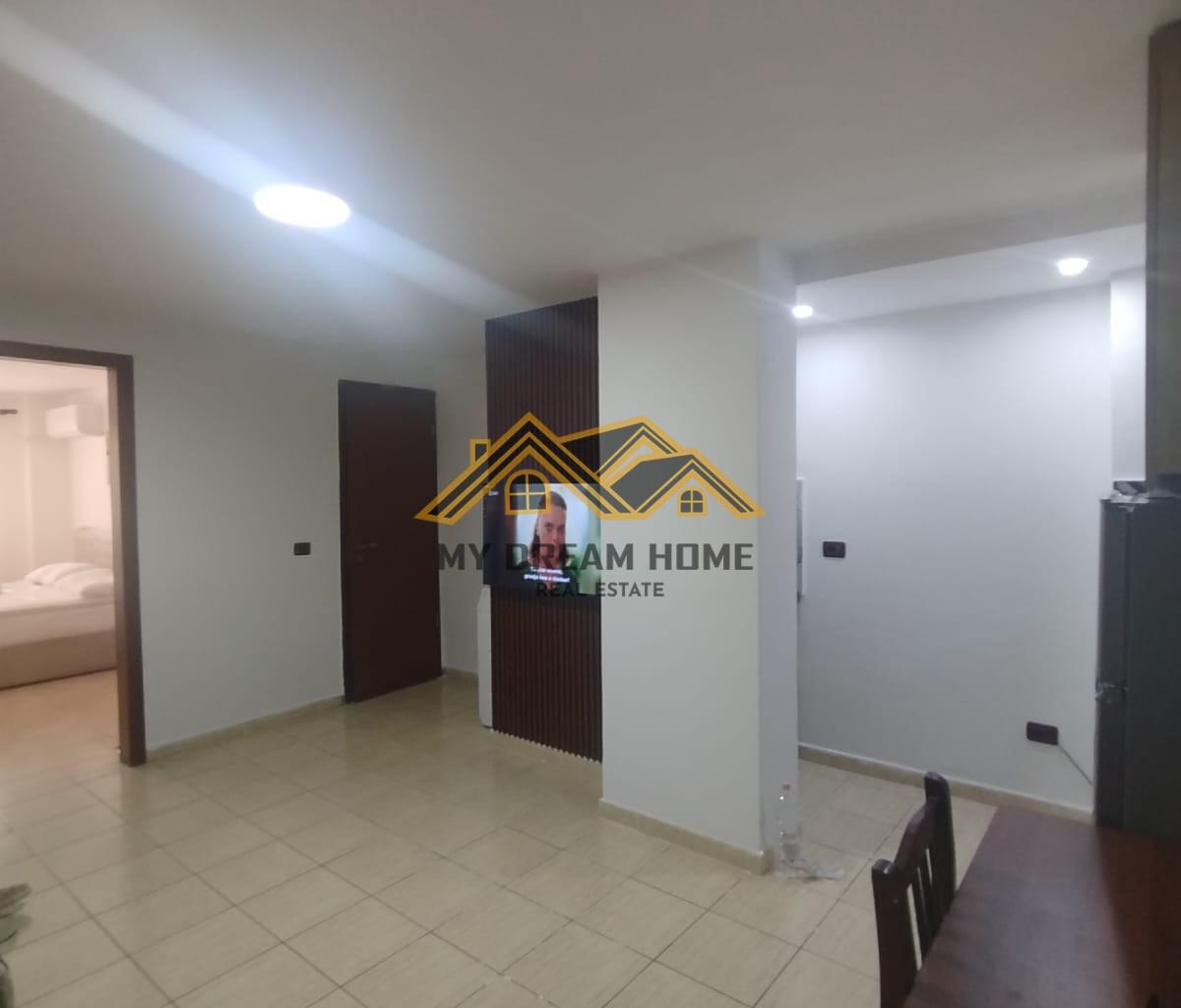 JEPET ME QIRA APARTAMENT 1+1 UKD NE DURRES!!