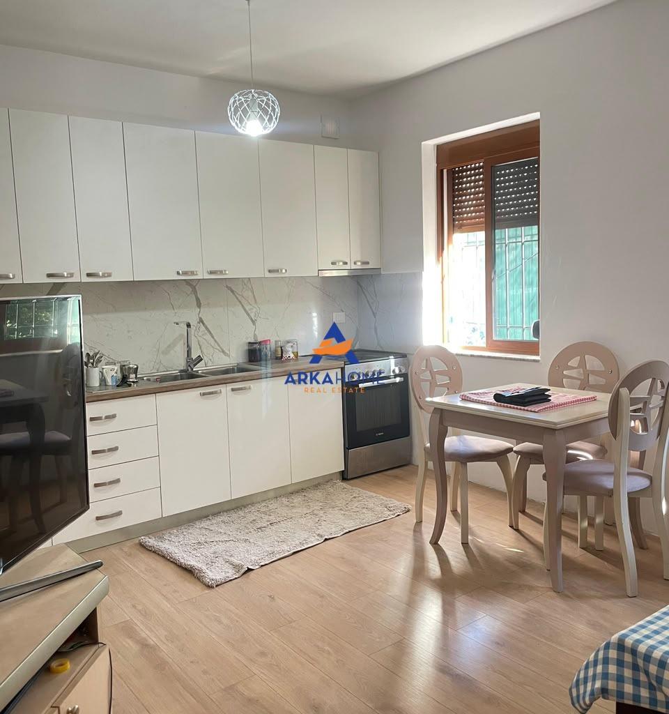 JEPET APARTAMENT 2+1 ME QERA "SELITE E VOGEL" 50.000 LEKE