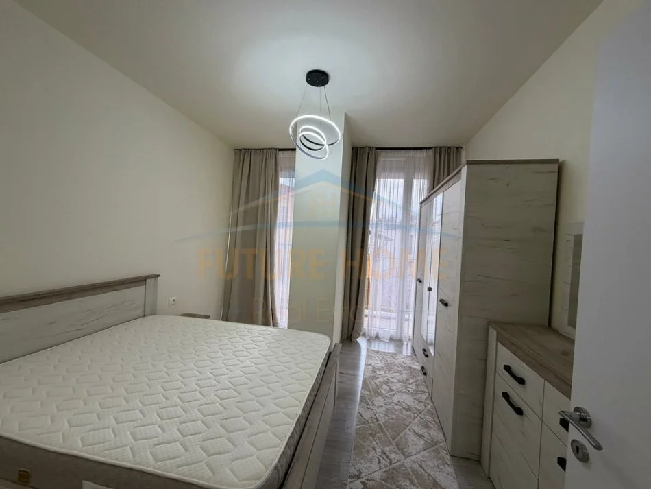 Tirane, shitet apartament 1+1 Kati 1, 68 m² 185.000 € (Rruga Riza Cerova)
