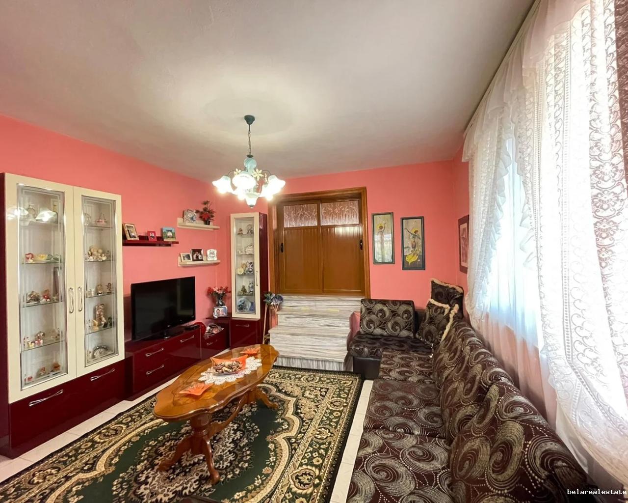 Vile Me Qera 2+1 Tek Ish Tregu Elektrik (BV22654) Tirane
