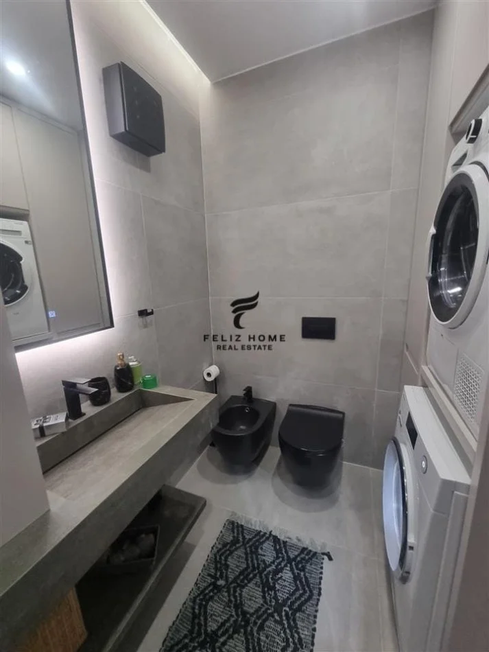 Tirane, vendesi appartamento 2+1+Balcone Piano 9, 120 m² 450.000 € (LAGO ARTIFICIALE)