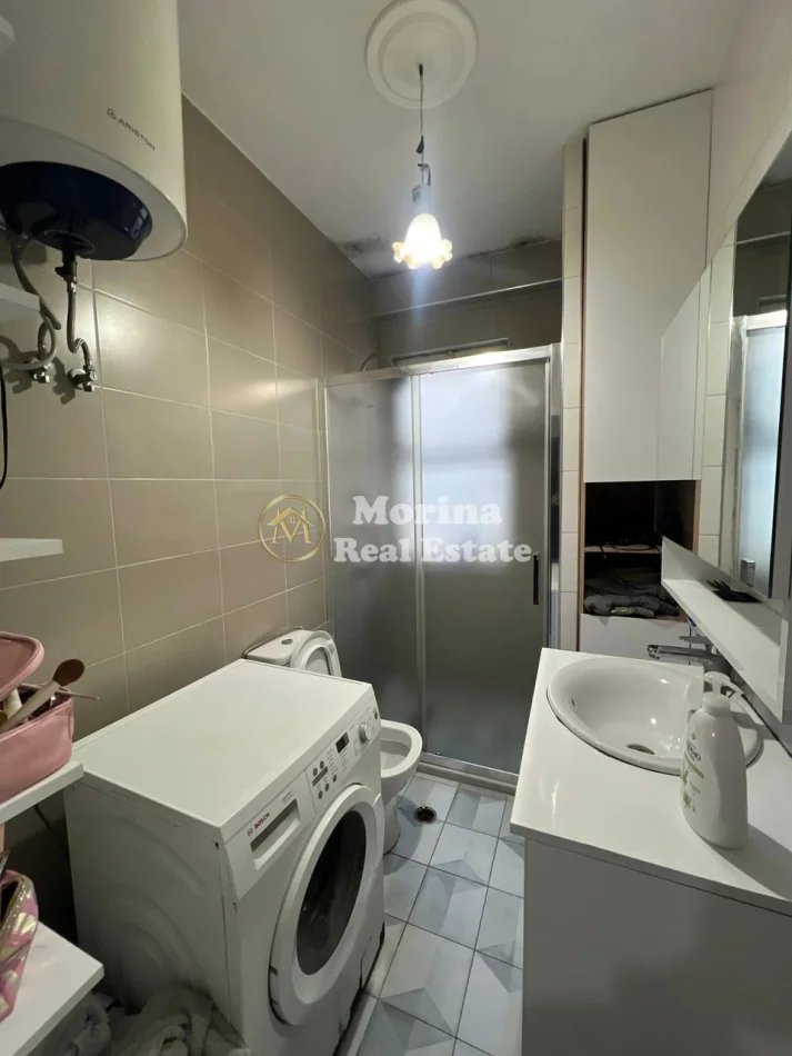 Tirane, vendesi appartamento 1+1 Piano 5, 55 m² 105500 € (Yzberisht)