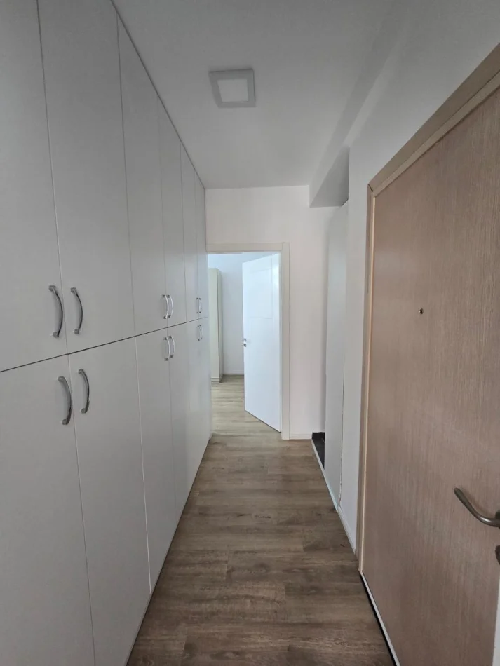 Tirane, for sale 1+1 apartment, 3rd Floor, 74 m², €130,000 (Linzë)