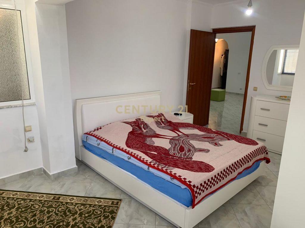 JAPIM APARTAMENT ME QIRA 3+1+VERANDE NE LAPRAKE 22.