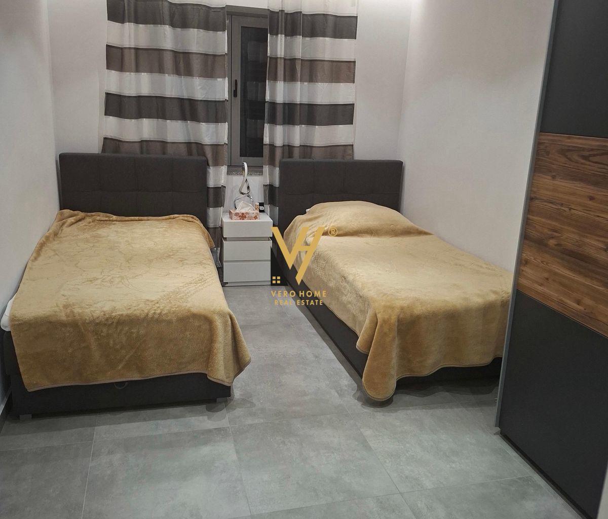 AFFITTO APPARTAMENTO 1+1+PIANO CON VISTA COMUNE PARIGI 75.000 LEKE