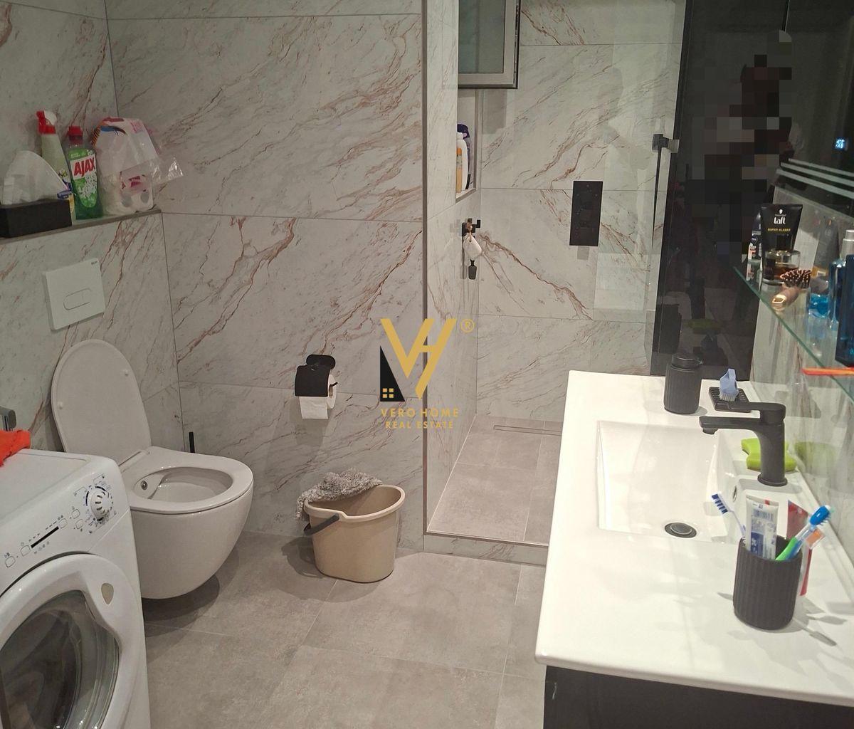 AFFITTO APPARTAMENTO 1+1+PIANO CON VISTA COMUNE PARIGI 75.000 LEKE