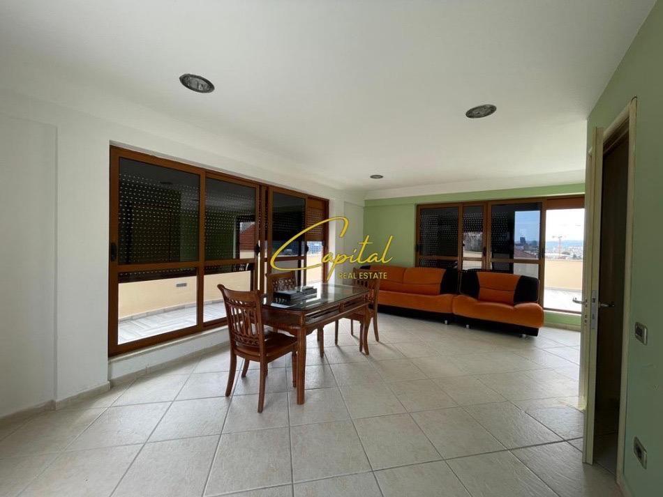 VILLA WITH 254 M2 LOT IN KODRA E PRIFTIT AREA FOR 130,000 LEK