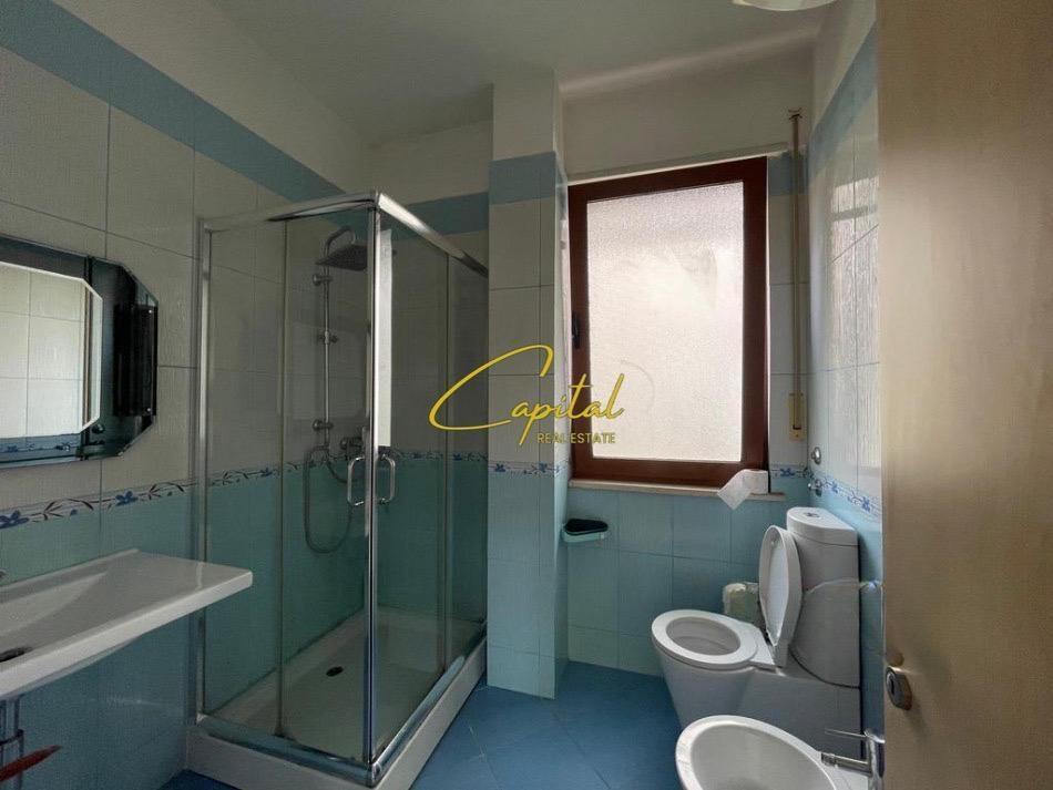 VILLA WITH 254 M2 LOT IN KODRA E PRIFTIT AREA FOR 130,000 LEK