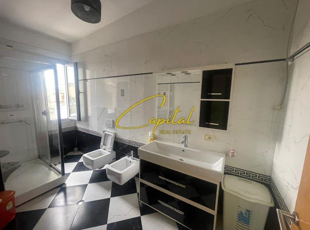 PRIVATE VILLA FOR RENT 240 M2 ON BULEVARDI I RI 1350 EURO