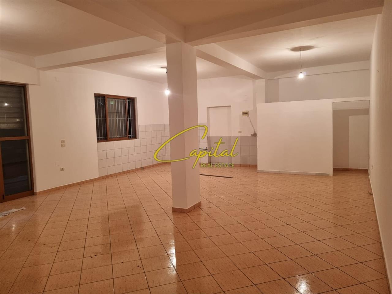 VILLA PRIVATA IN AFFITTO DI 213 M2 YZBERISHT A 1.100 EURO