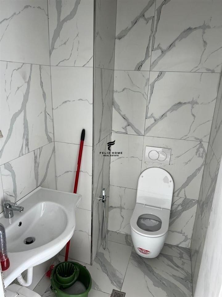 Office for Rent 63 m2 Lake View 1,000 Euro