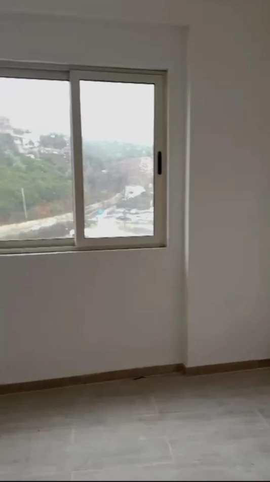 Tirane, vendesi appartamento 1+1 Piano 4, 53 m² 85.000 € (Fresku)