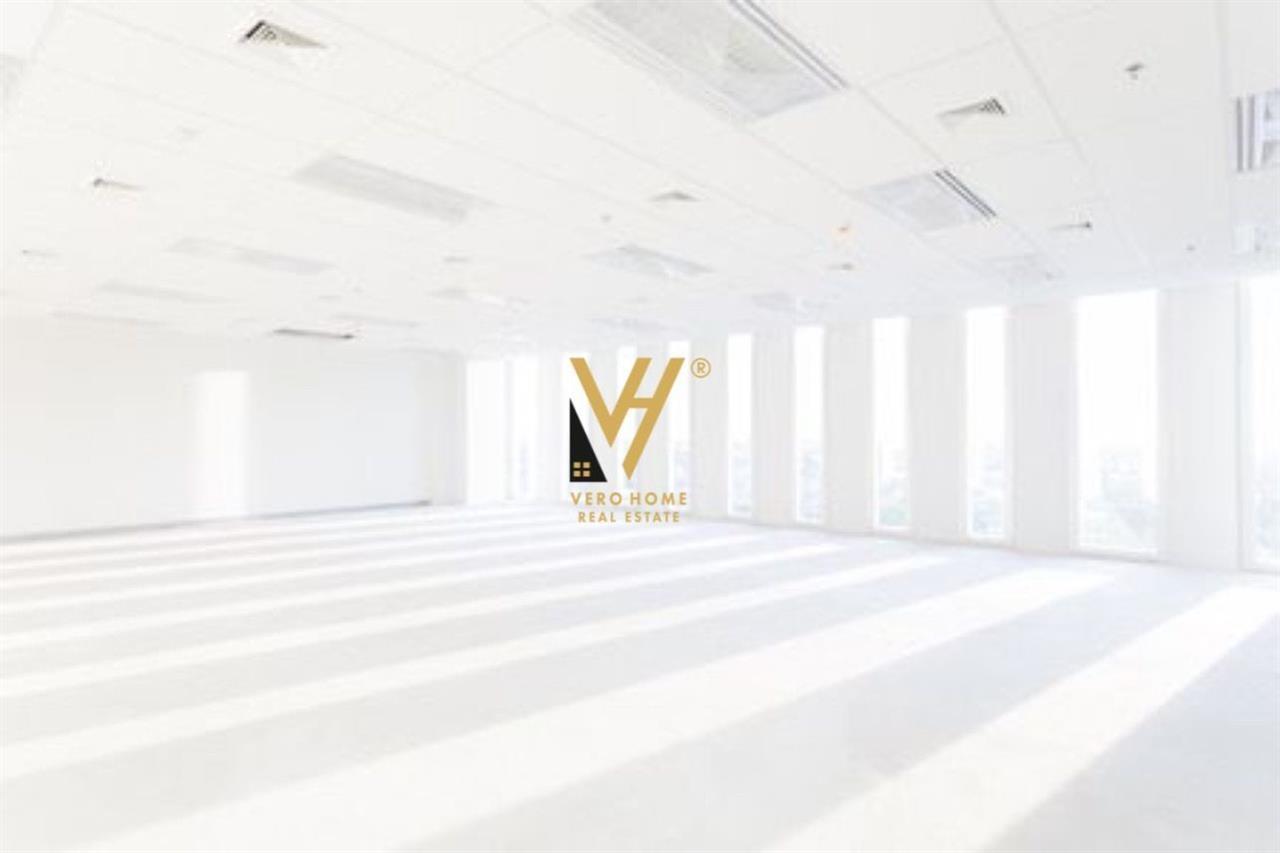 SHITET AMBIENT KOMERCIAL 100 M2 NE QENDER 1.005.000 EURO