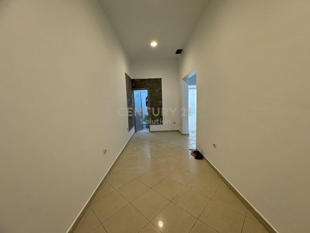 COMMERCIAL SPACE FOR RENT NEAR PALLATI ME SHIGJETA