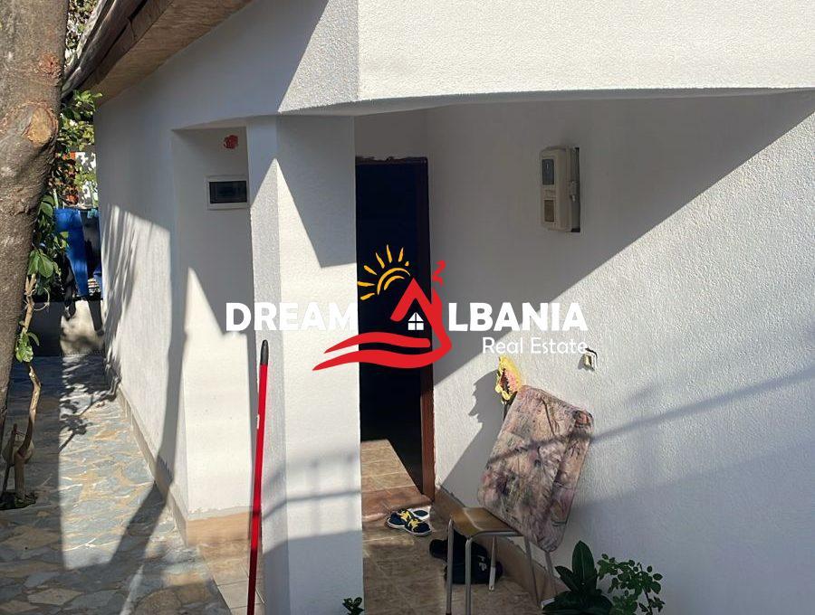 Casa privata 1+1+Negozio in vendita a T.Veriut (ID 4141047)