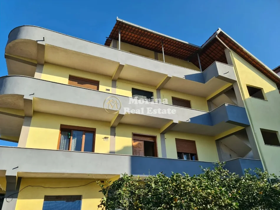 Tirana, vendita Villa, 650 m², 600.000 € (Siri Kodra)